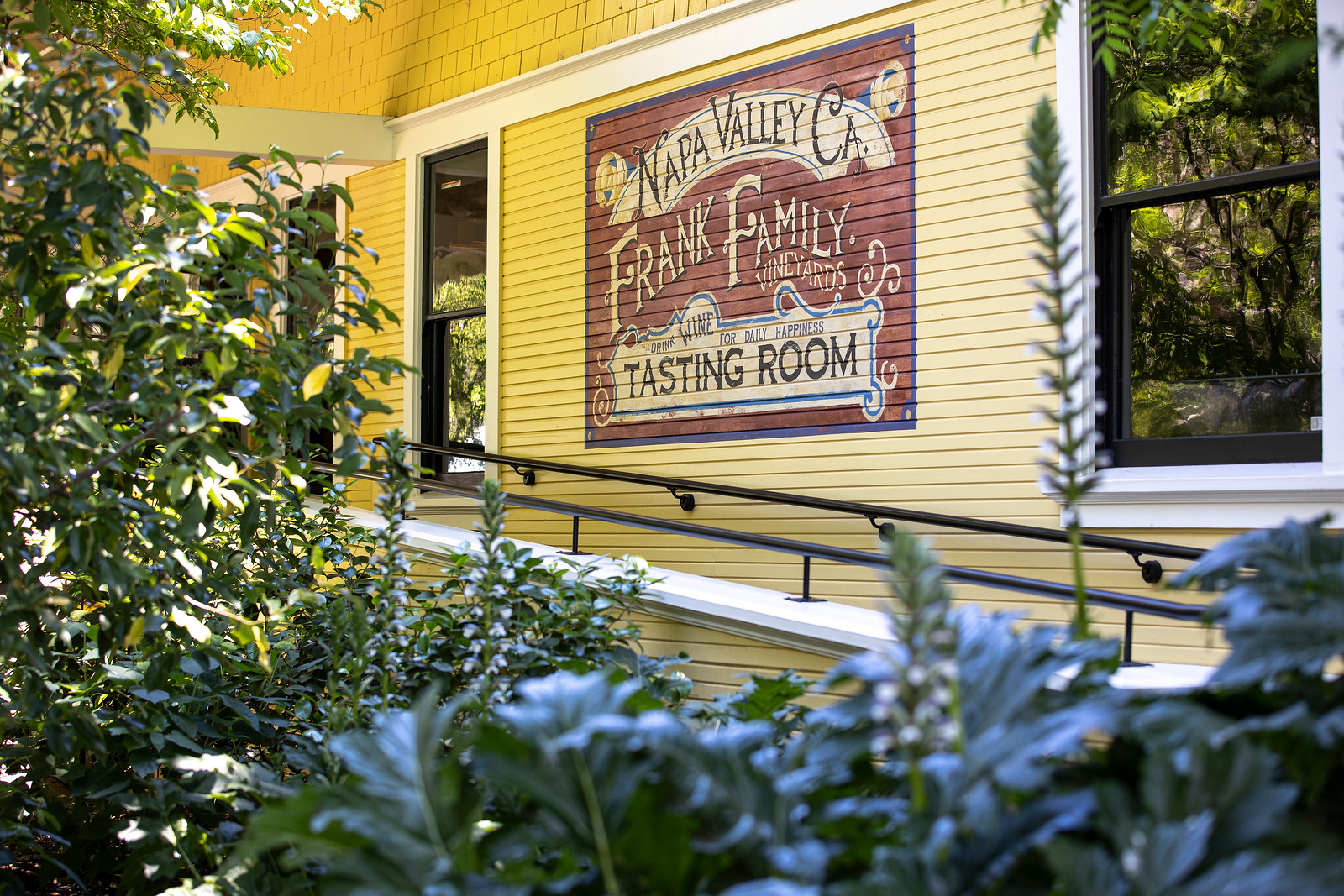 frank-family-vineyards-craftsman-house