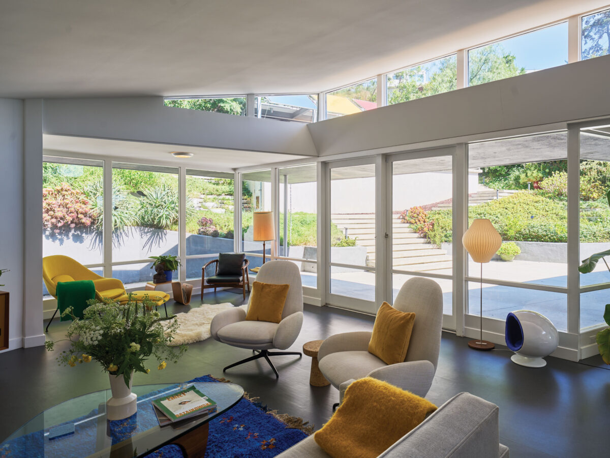 Ashes and Diamonds Living Room