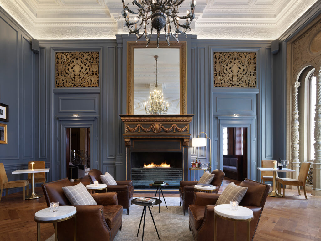 Beacon Grand Beacon Lounge Fireplace