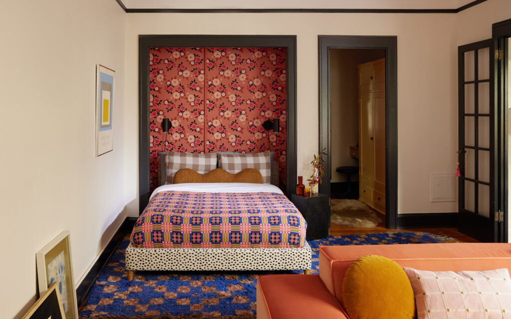 Bedroom in Portland Pied-a-Terre by Casework