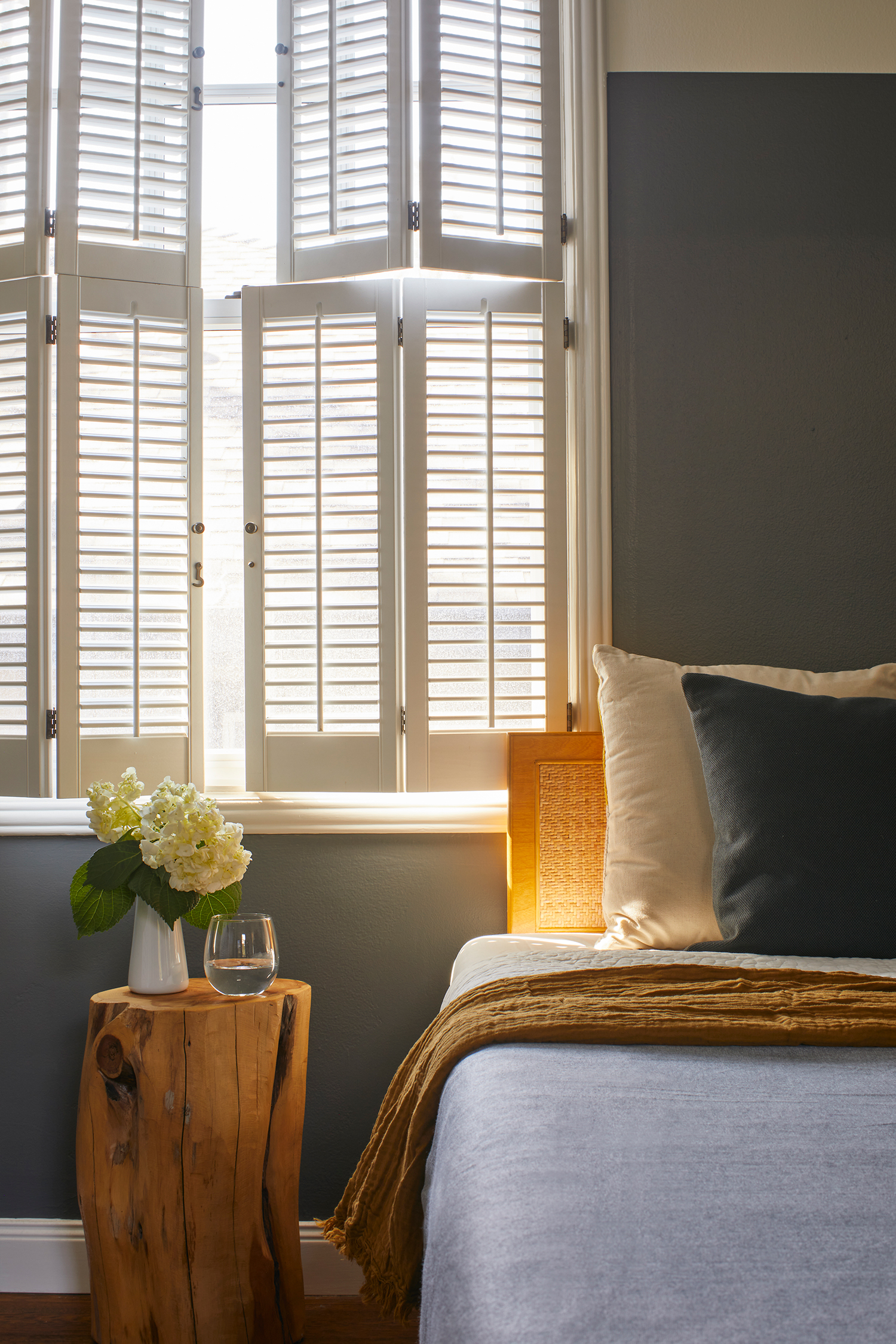 Bedroom in Ranch House by Ogawa Fisher Architects
