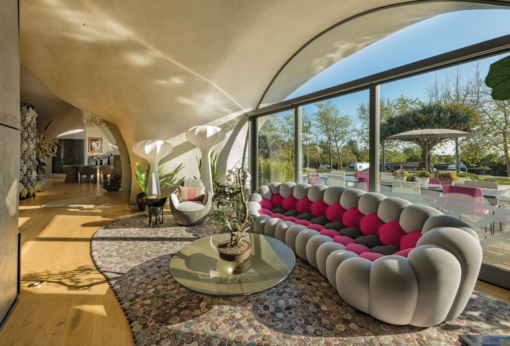 Robert Downey Jr.’s Malibu House Is a Marvel of Disaster-Ready Design