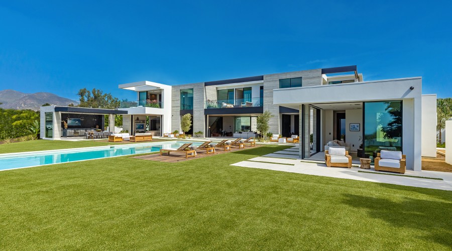 The New Rules of Fire-Resilient Home Design, According to a Top Malibu Architect