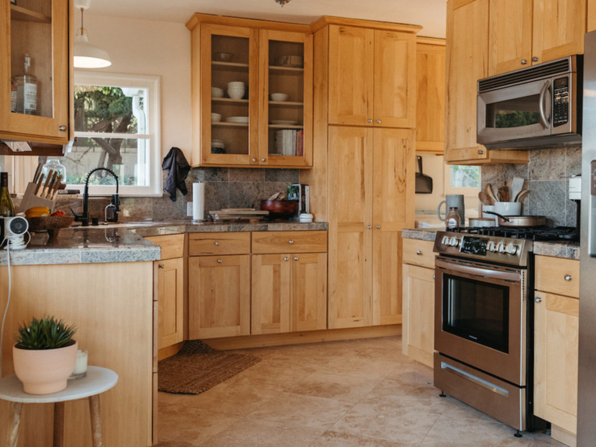 Kitchen Before Photo