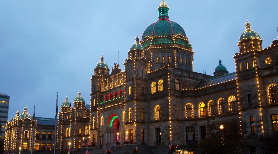 get-in-the-christmas-spirit-in-victoria