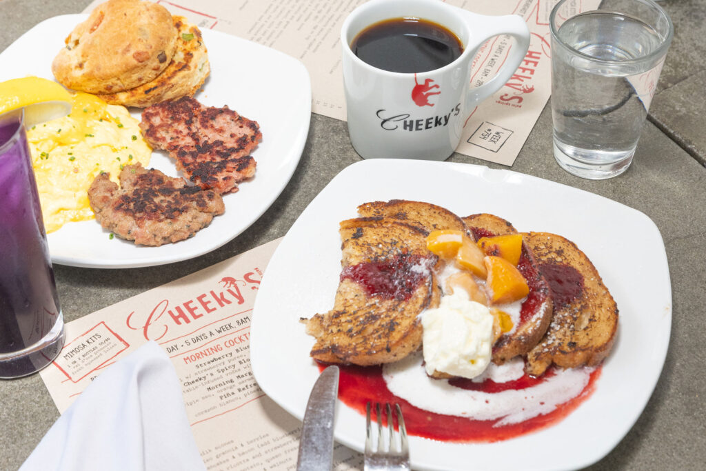 Cheeky's Brunch