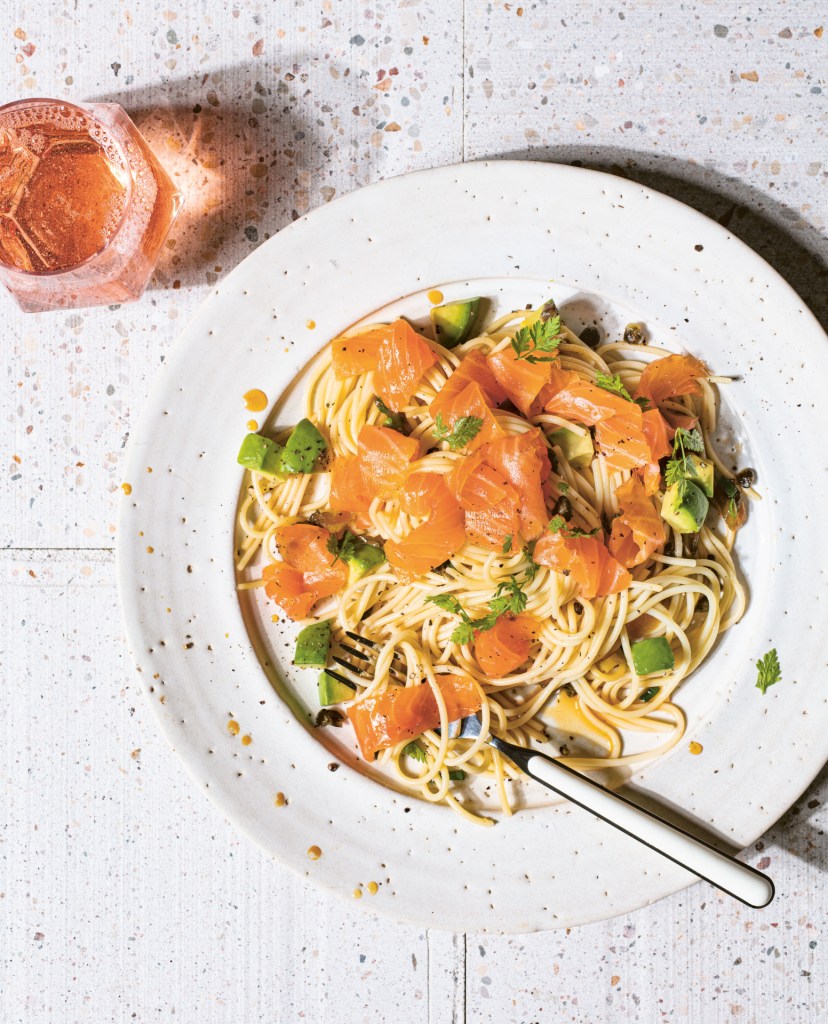 New Year’s Eve Wine Pairings: Bubbles and Dishes to Impress Your Friends