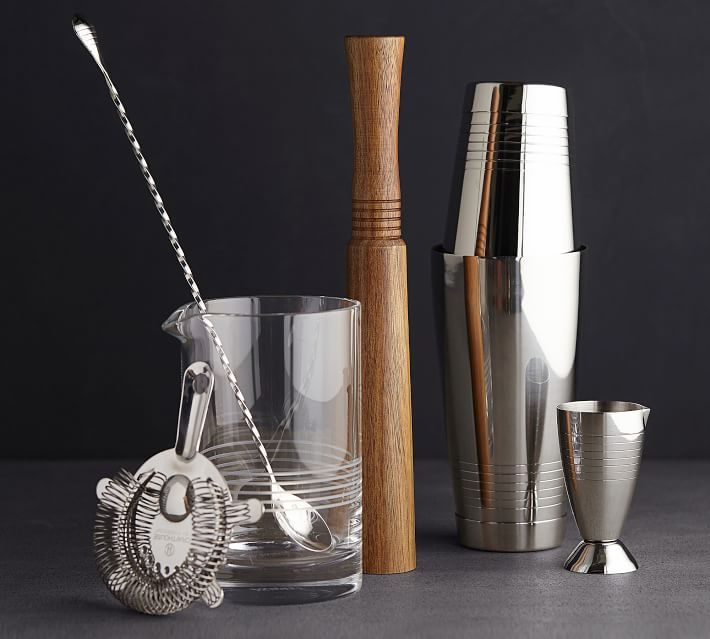 This Essential Bar Tool Set Lets You Mix Cocktails Like a Pro (or at Least a Serious Am)