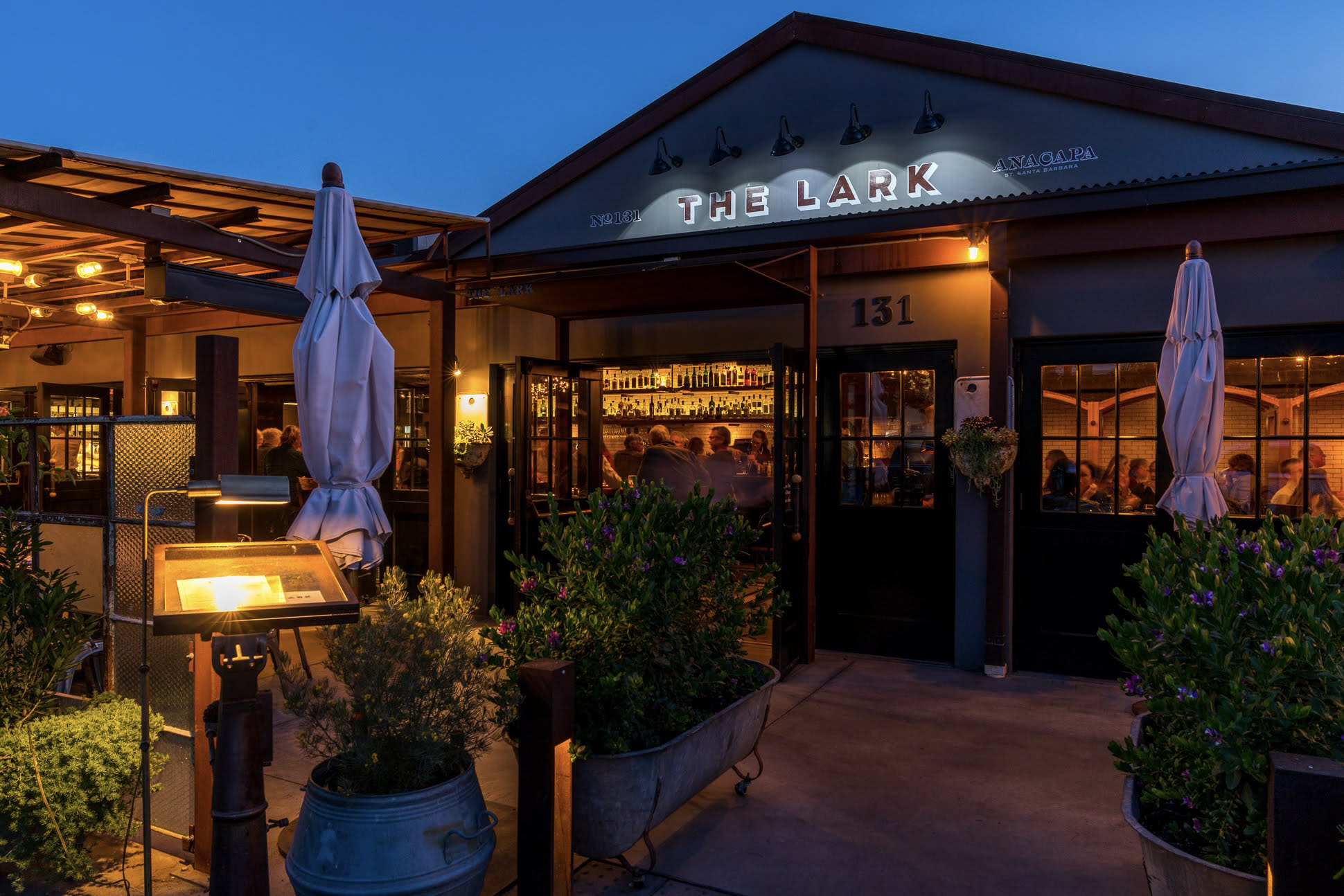 collindewell_the-lark-exterior_23