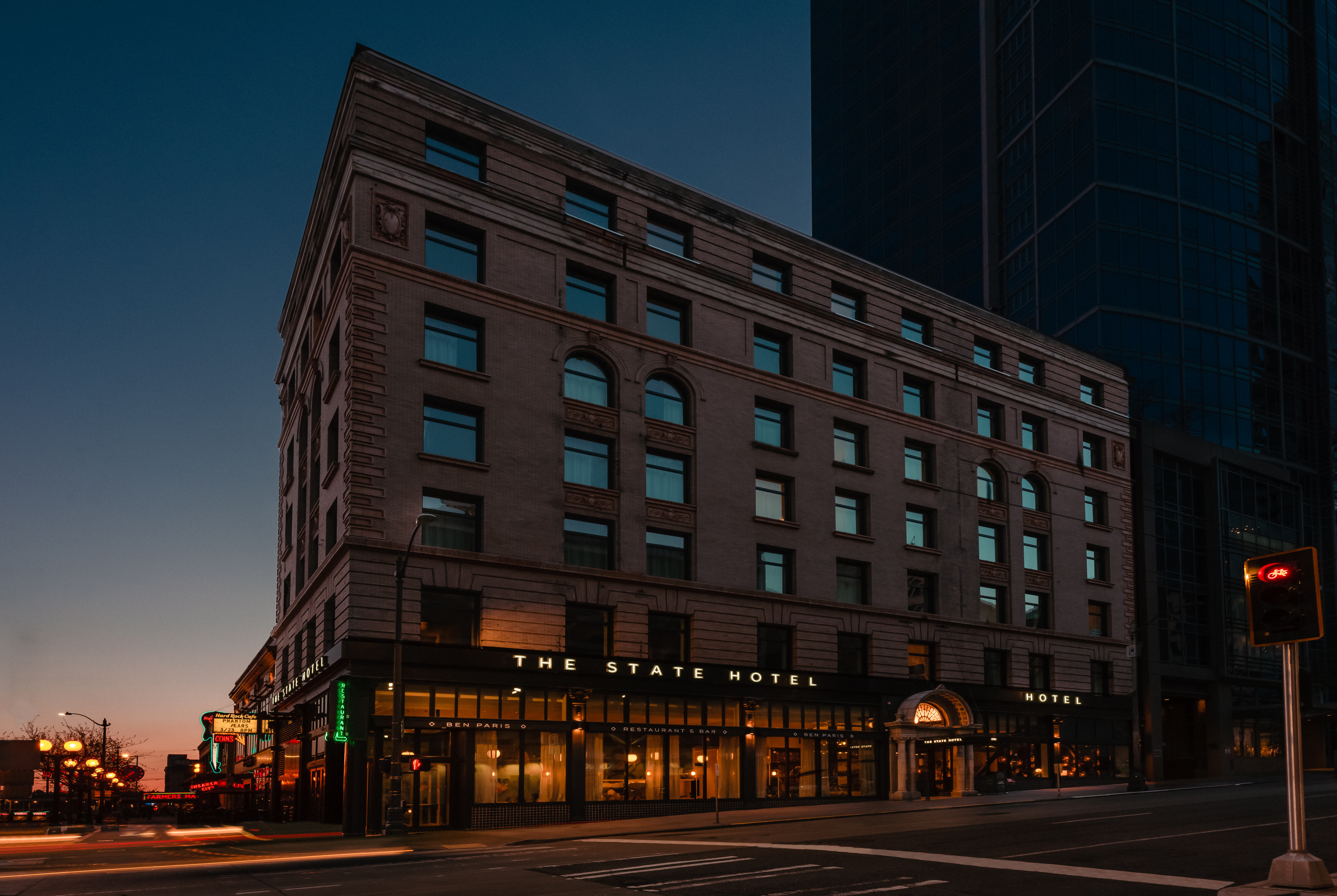 exterior-of-the-state-hotel-in-the-evening