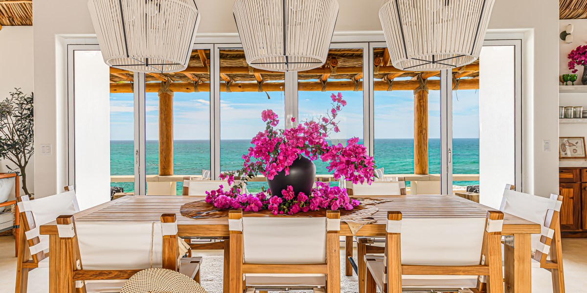 Dining Room in Baja House by Raili Clasen