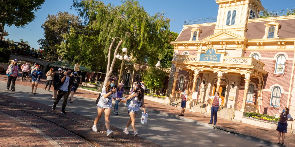 Disneyland Main Street