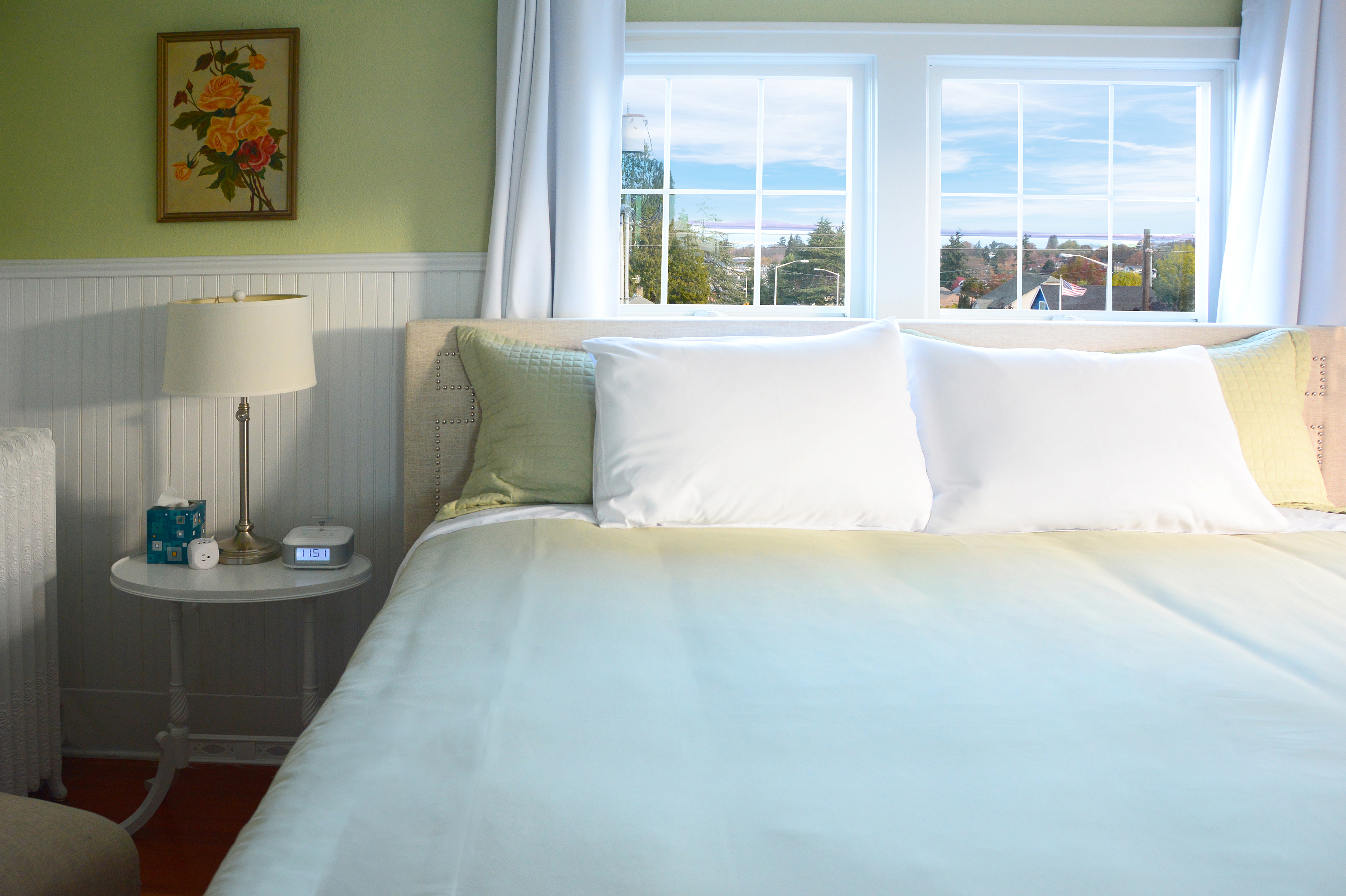 strait-of-juan-de-fuca-waterfront-views-from-the-lydia-suite