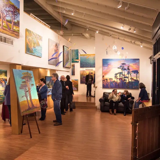 discover-carmel-by-the-seas-vibrant-art-community