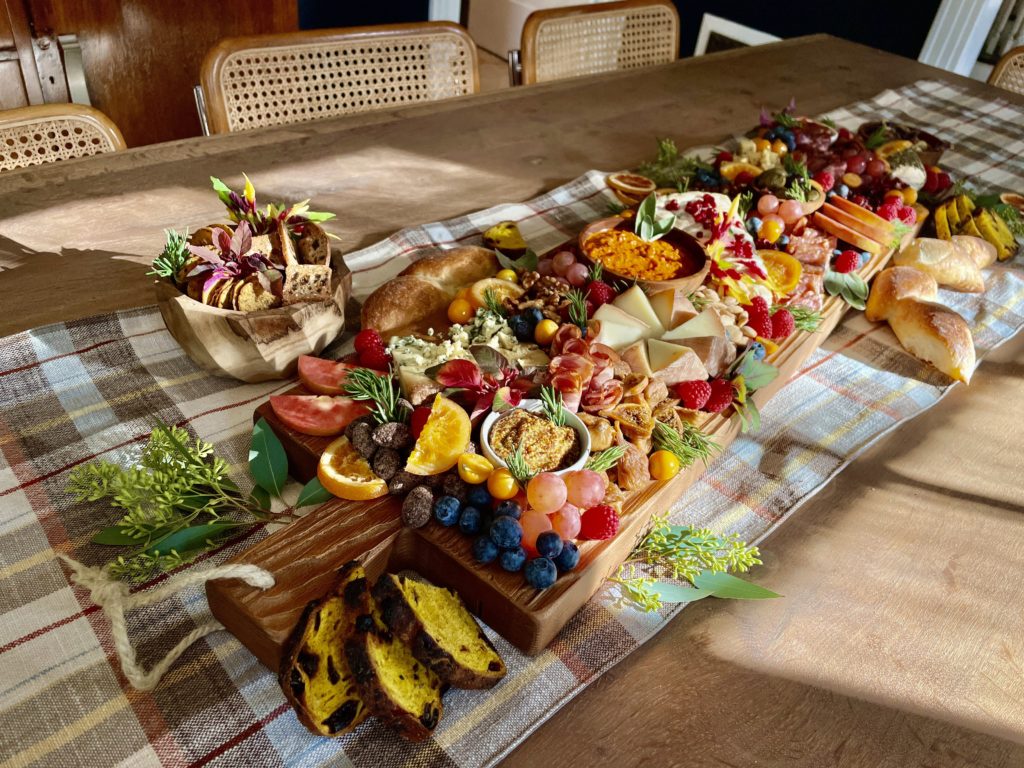 snack-board-centerpiece-simple-life-things