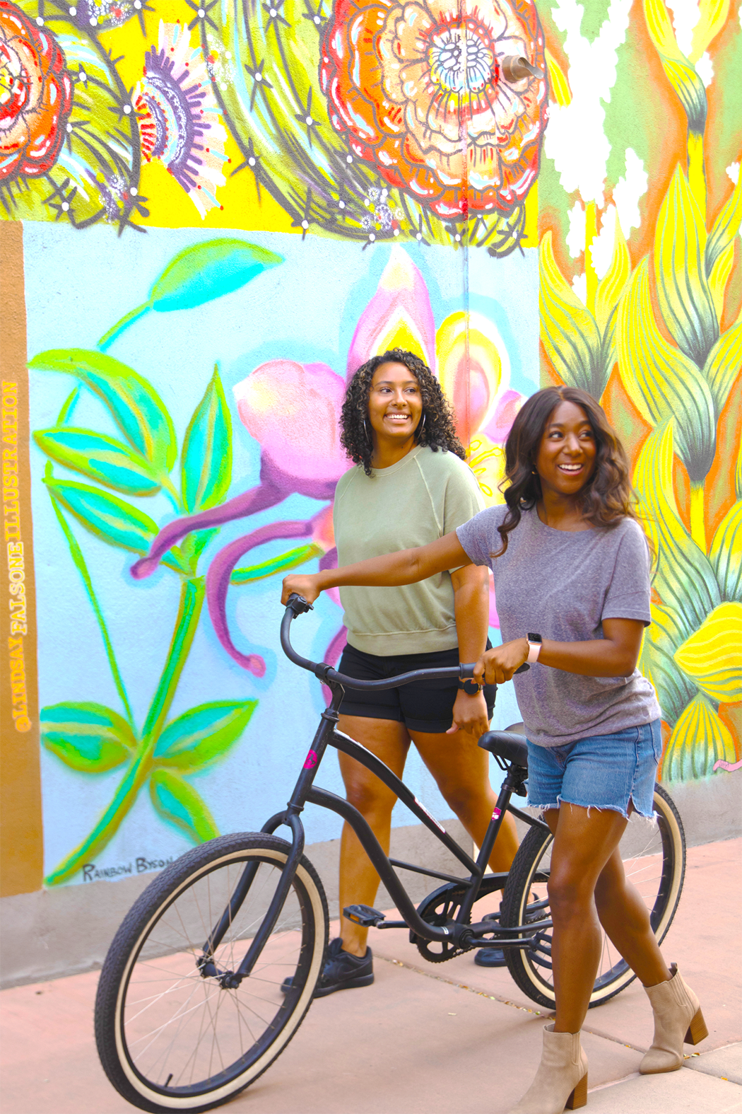 stroll-downtown-grand-junction-and-view-over-115-sculptures-murals