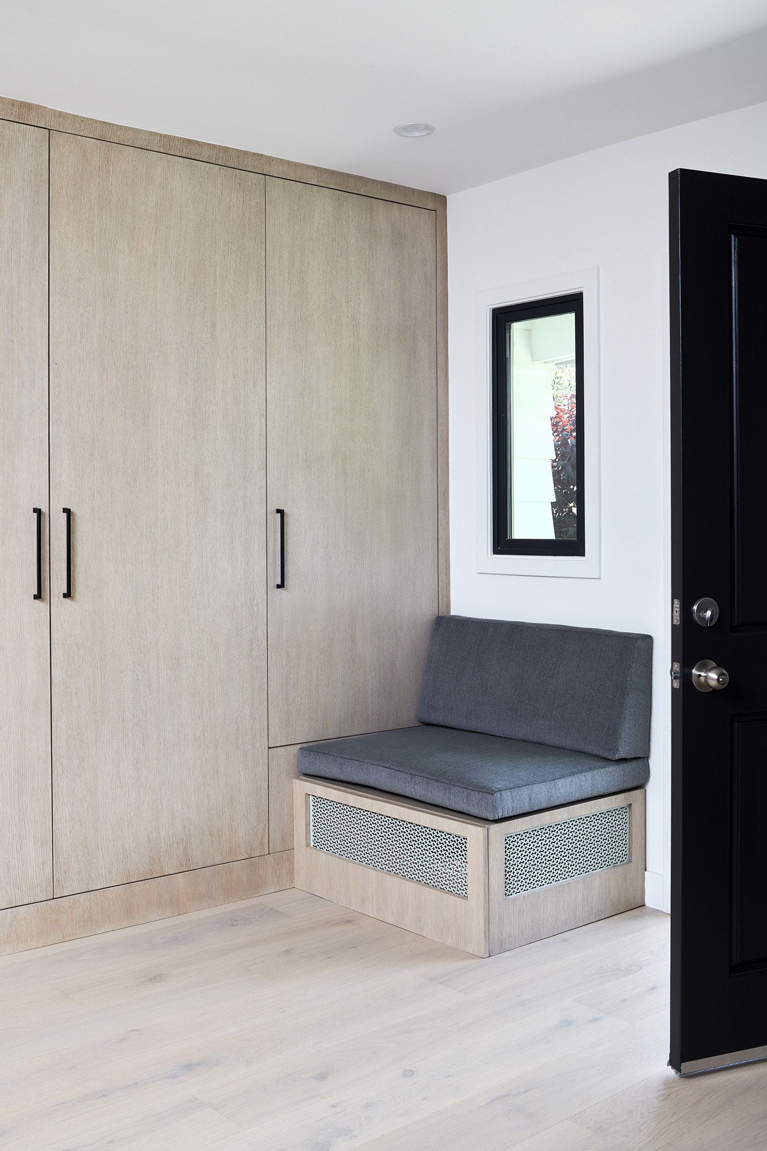 Entry in Brentwood Home by Linda Hayslett