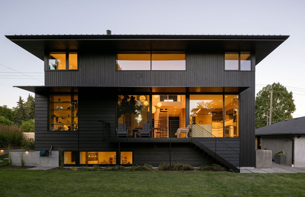 This Seattle Home’s Design Prioritizes Flow, a Connection to Nature, and Natural Light