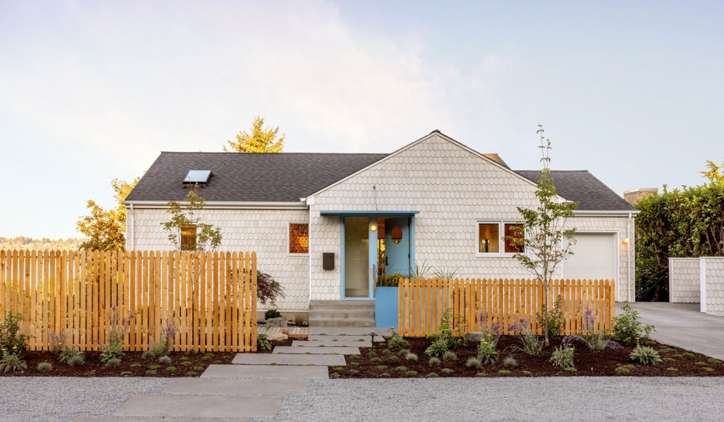 How Three Design-Savvy Daughters Created the Ultimate Retreat for Their Retired Mom