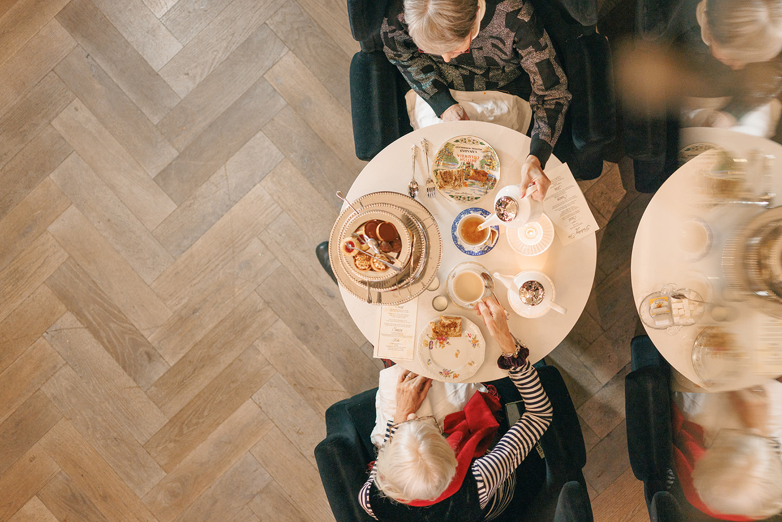 high-tea-at-heathman-hotel