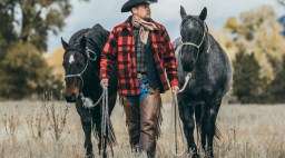 Filson Cruising Coat Lifestyle Shot