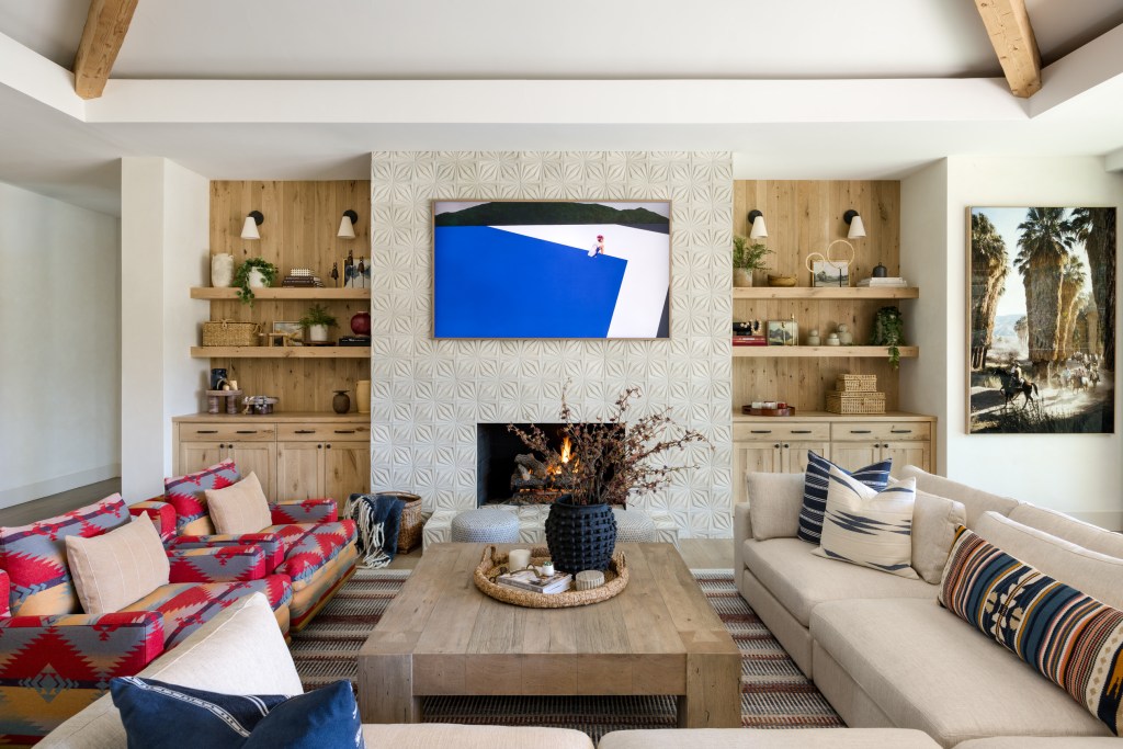 Inside an Indian Wells Home That’s a Modern Take on Hacienda Style