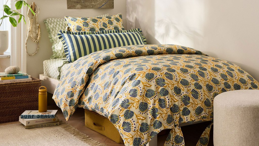 The Dorm Decor and Furniture to Stock up on Before Move-in Day