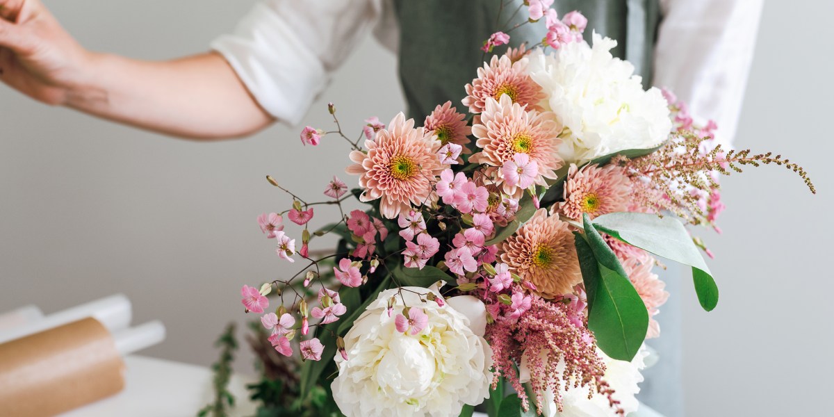 Flower Bouquet Arranging