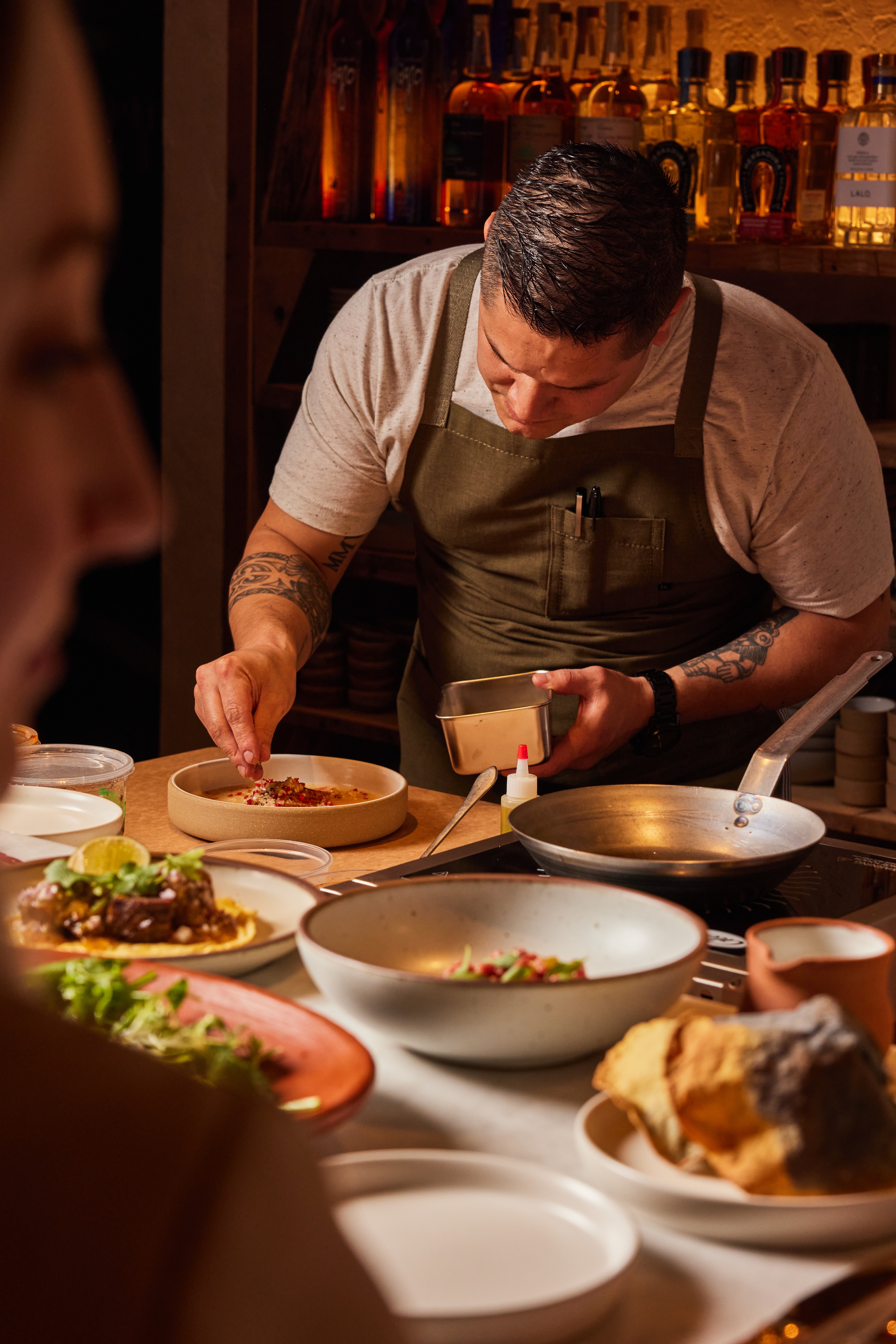 chef-johnny-curiel-at-the-chefs-counter