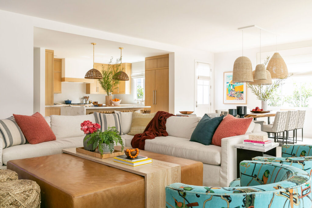 Great Room in Balboa Island Cottage by Blackband Design