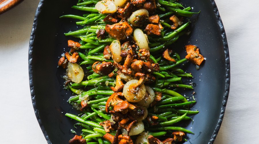 Green Beans with Chanterelles and Cipollini