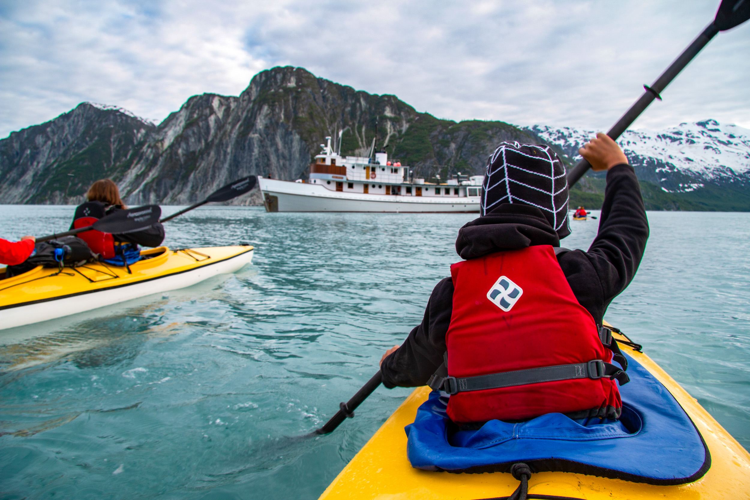 small-ship-expedition-cruises-arranged-by-adventuresmith-explorations-offer-ordinary-travelers-extraordinary-experiences