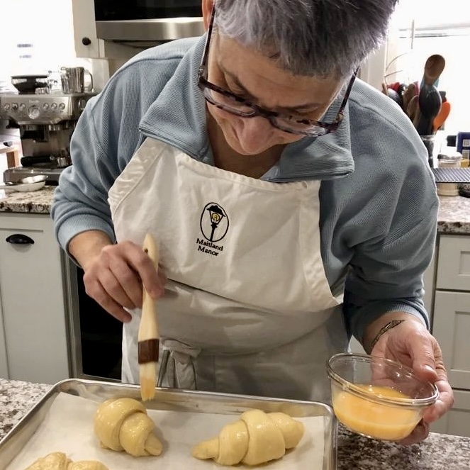 sydney-owner-and-chef-prepares-homemade-croissants