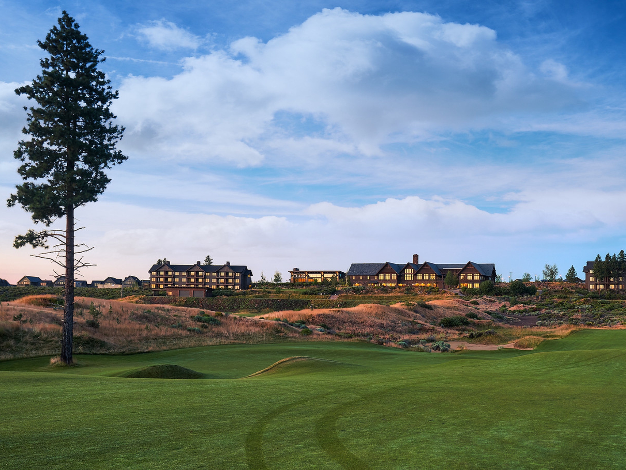 tetherow-sits-just-a-hop-skip-and-a-jump-to-mt-bachelor-the-deschutes-national-forest-and-historic-downtown-bend