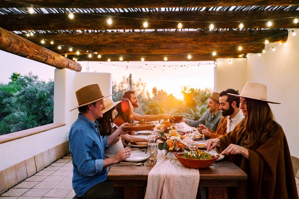 How to Throw a Desert-Inspired Friendsgiving