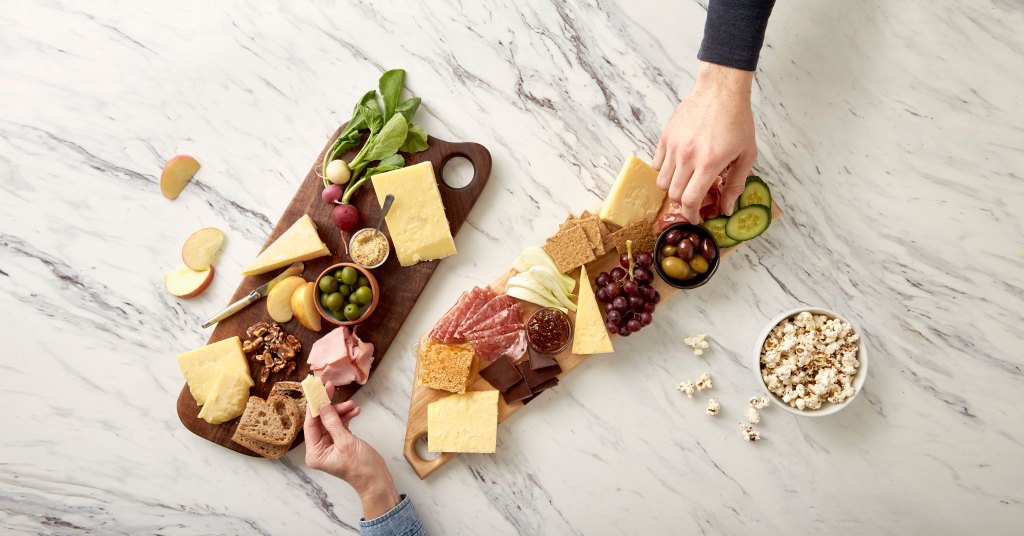 How to Build the Ultimate Holiday Cheese Board
