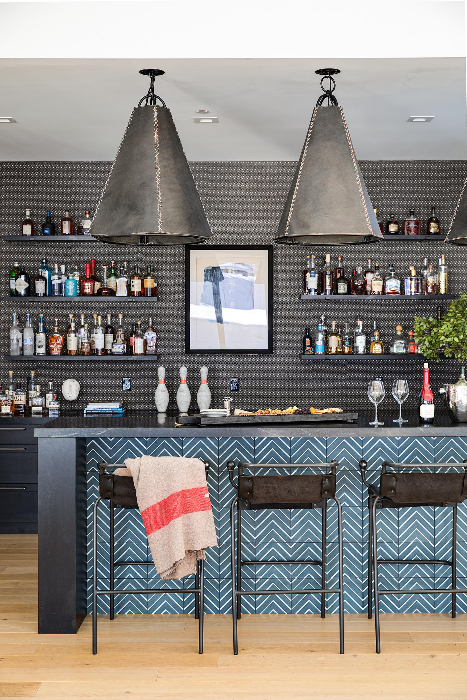 Home Bar of Stephanie Hunt Park City Home