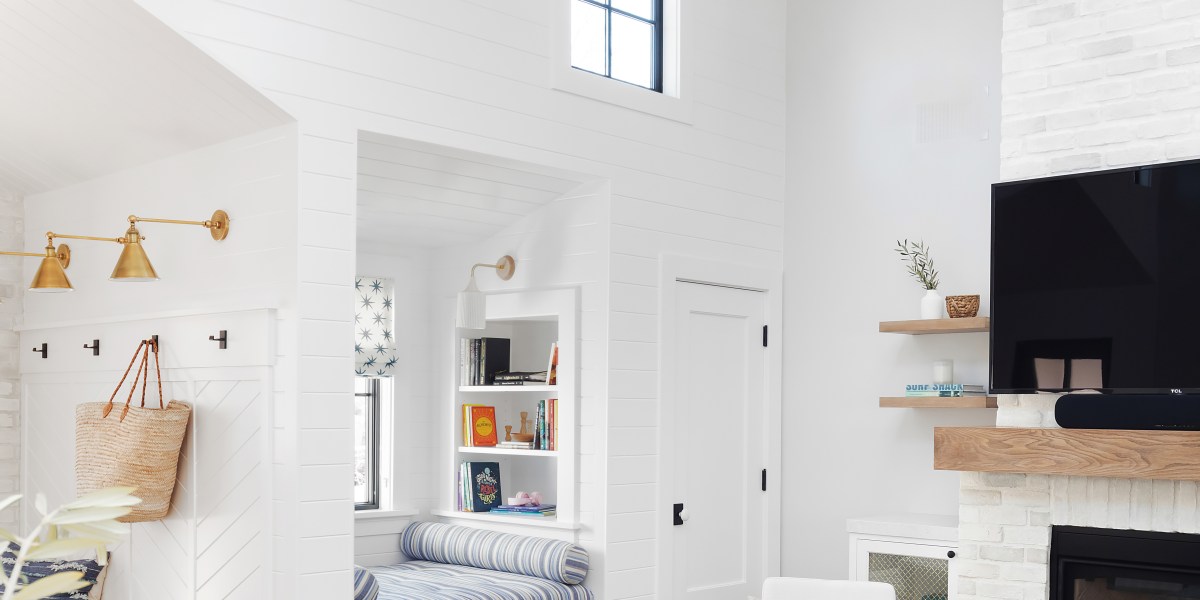 Built-In Reading Nook Lead