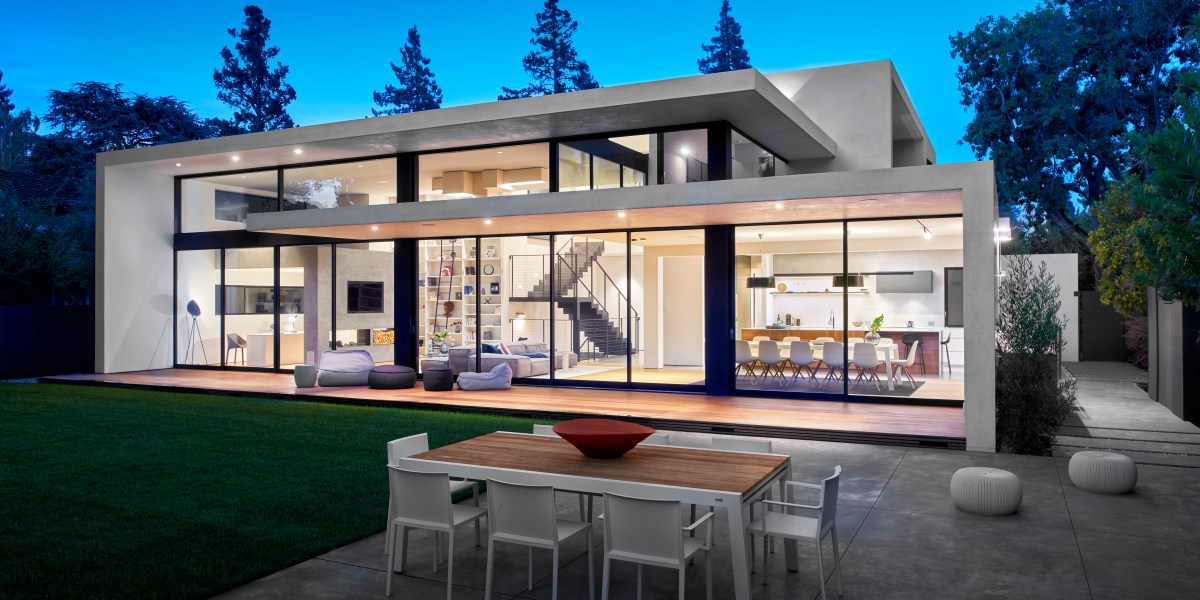 Maydan Architecture floating box home