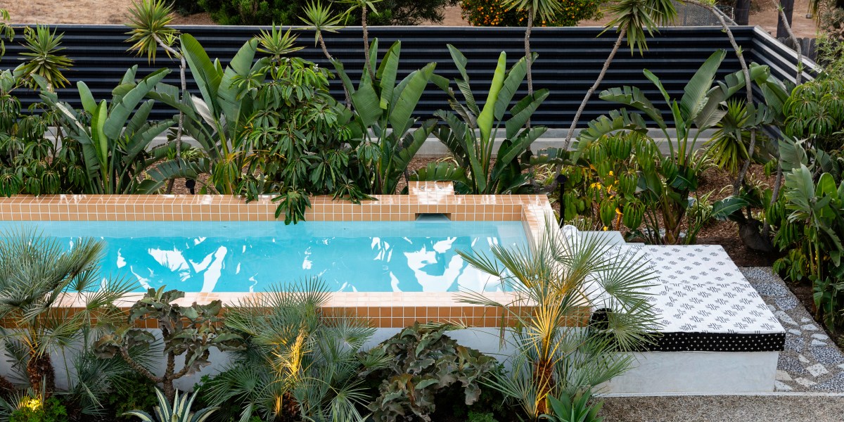 above ground pool Sara Simon Leucadia Riad-inspired house