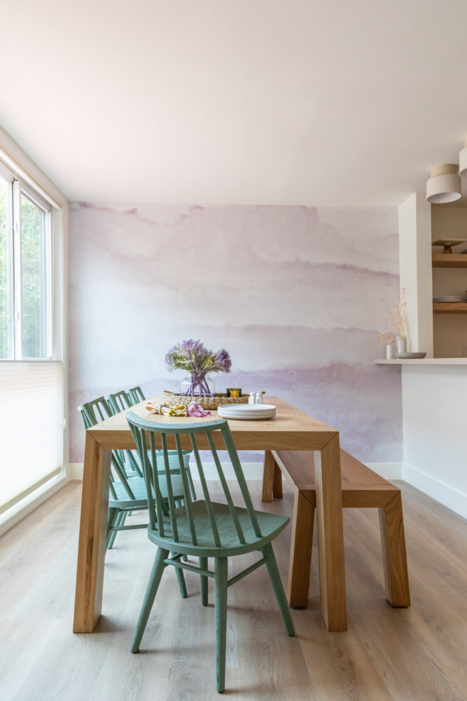 beach dining room lilac wall