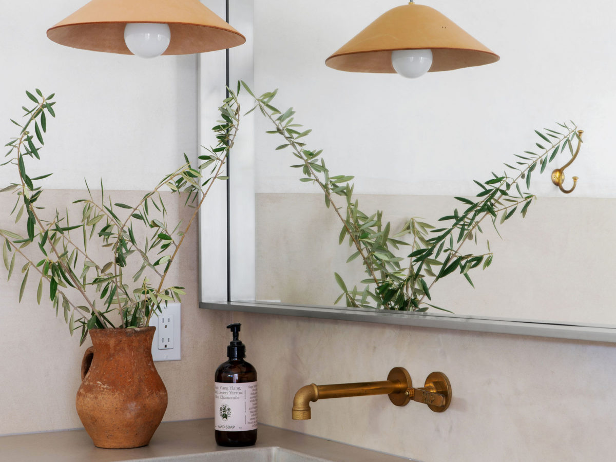 Santa Ynez home tour: guest house bathroom