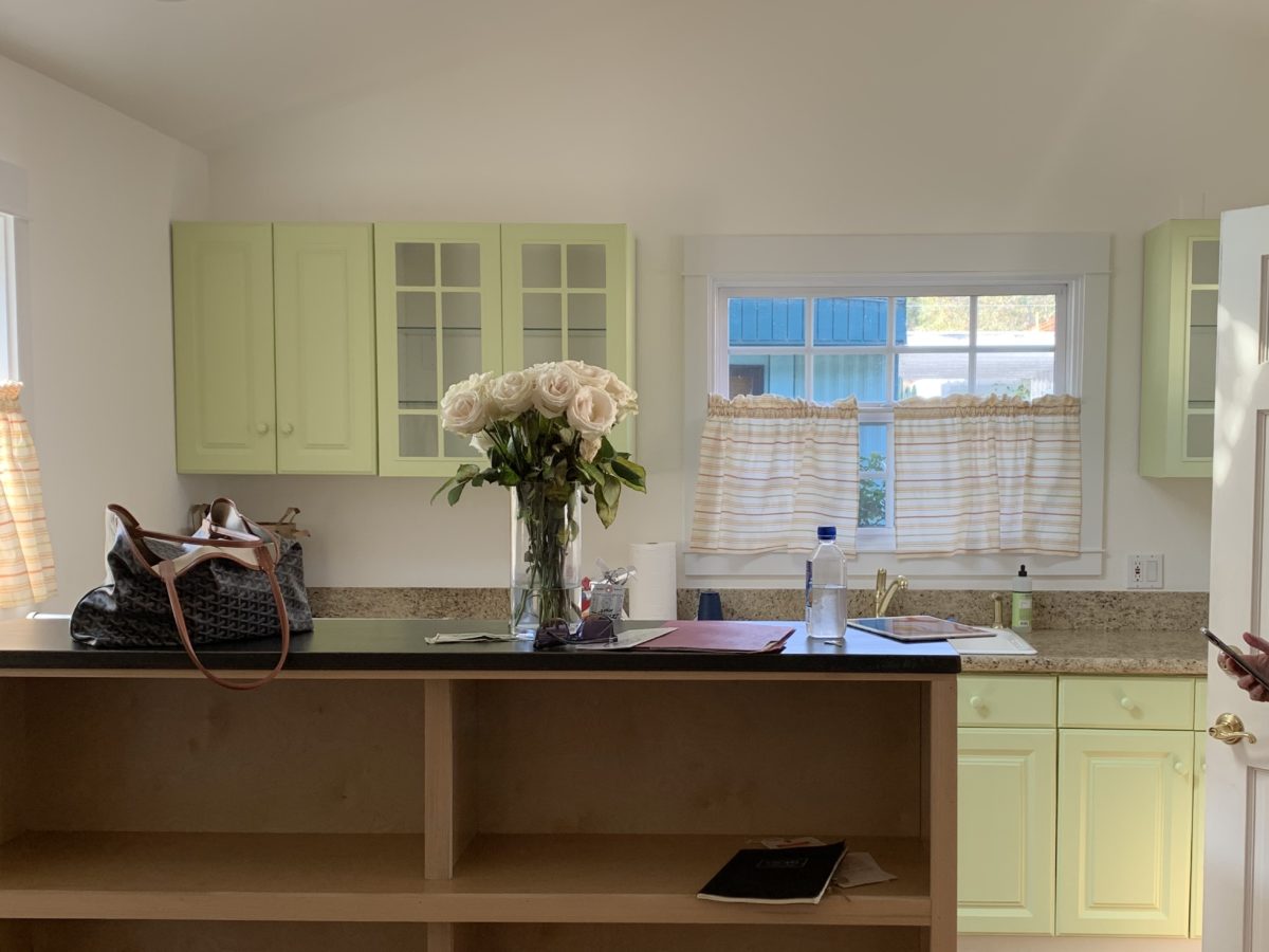 before-malibu-surf-shack-kitchen