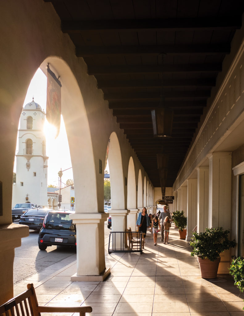Ojai Avenue Arcade
