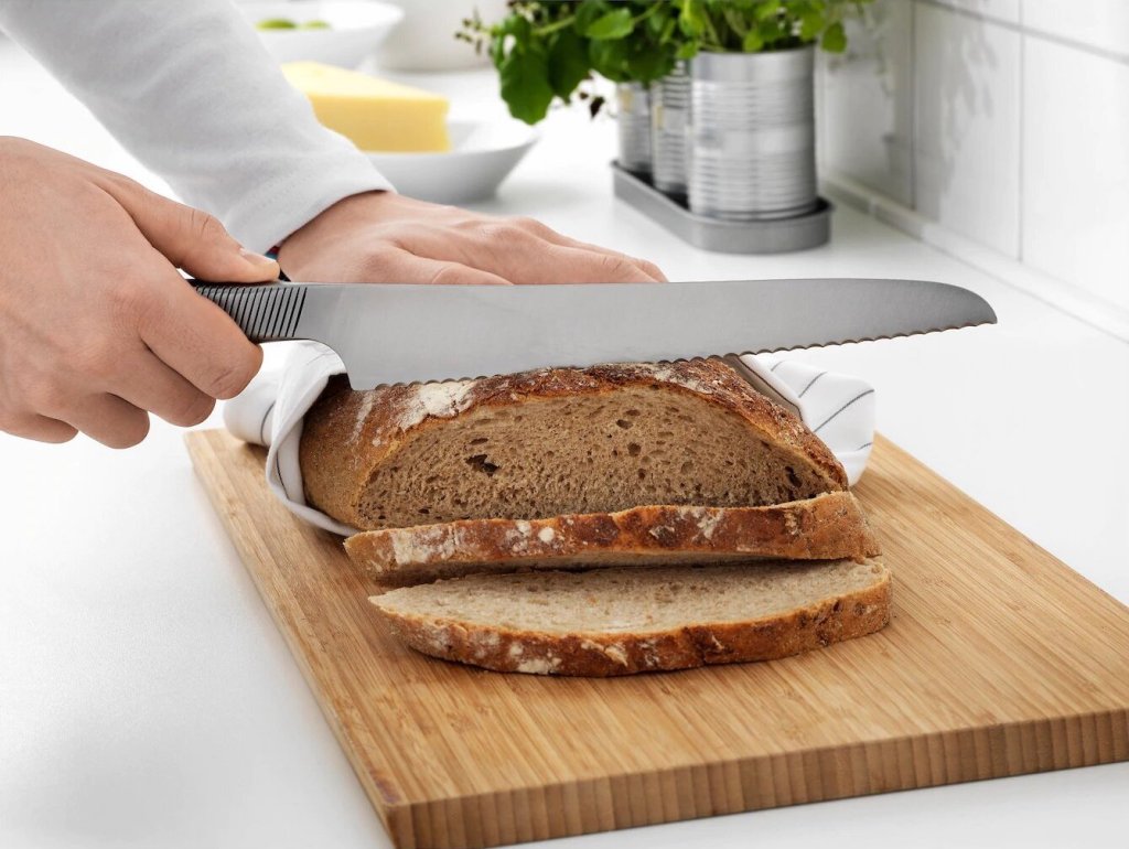 Everyone Needs a Good Bread Knife—and it Doesn’t Have to Be Expensive