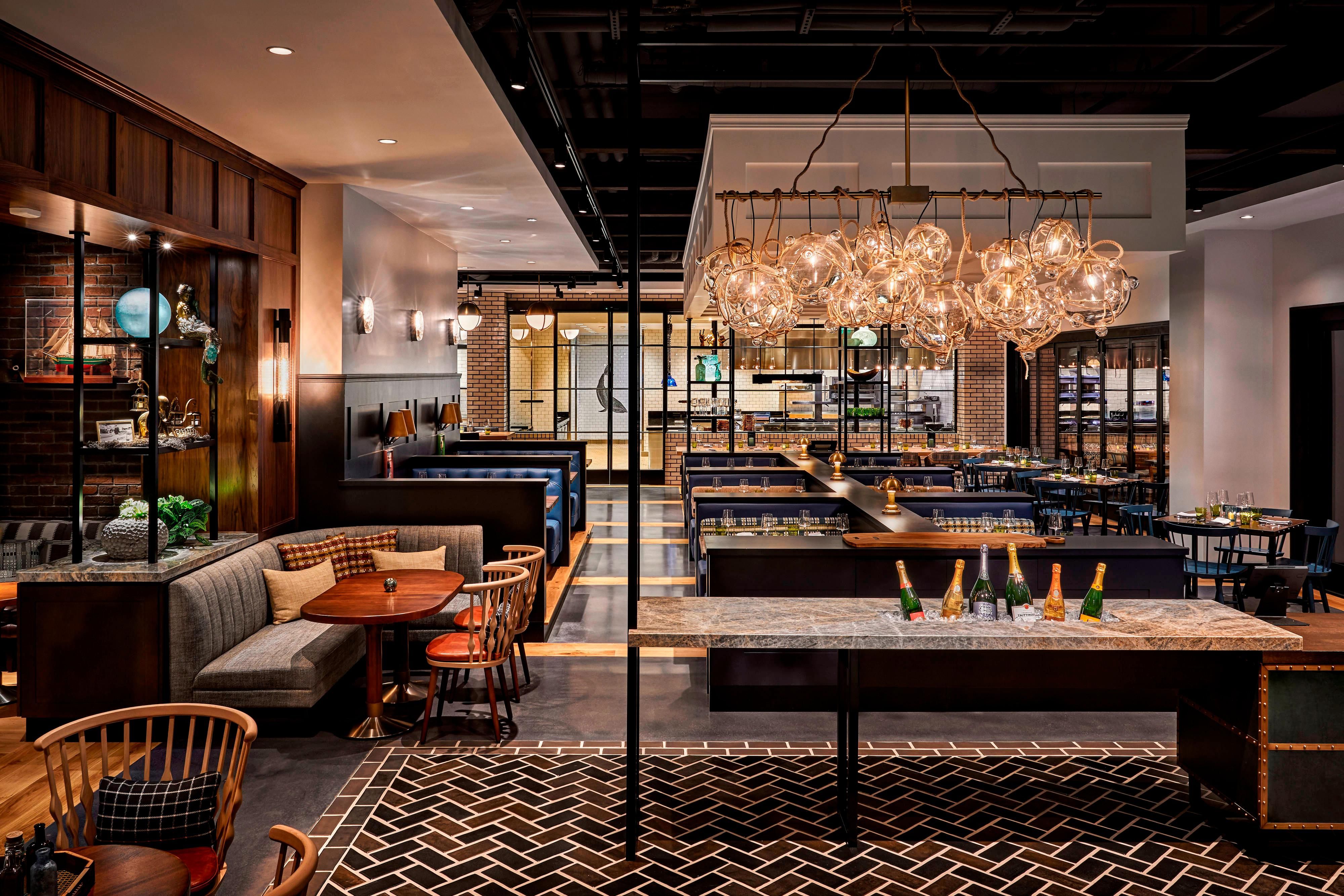 mayors-table-dining-room