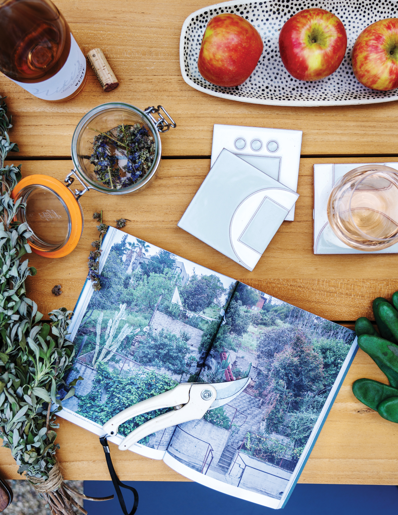 Japanese Kamaki Pruning Shears Fireclay Tile