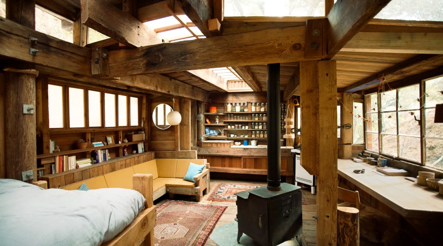 recycled-build-beavers-lodge-ca