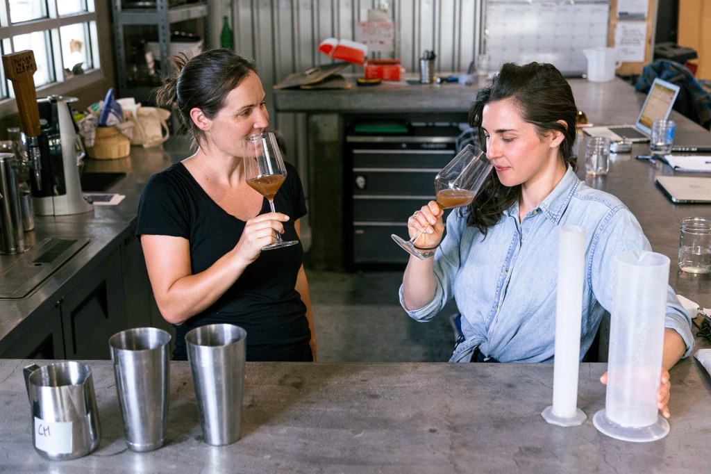 This Low-Alcohol Sparkling Wine Heralds a New Kind of Party Drink