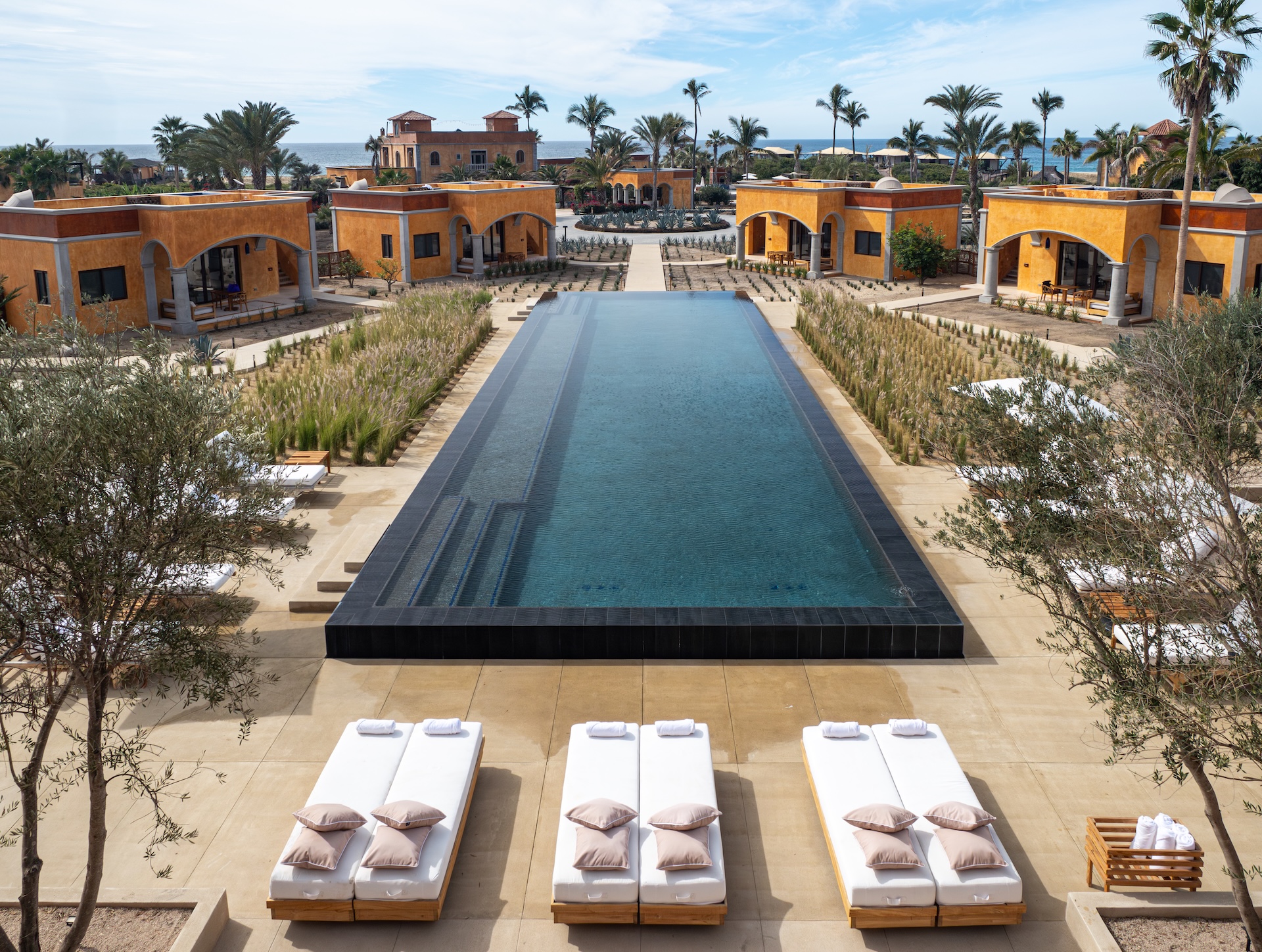 serenity-lap-pool